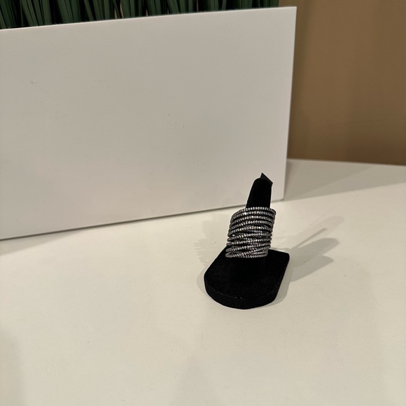 nOir jewelry Crystal Spiral Ring - Picture 3 of 6